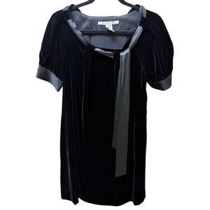 Vintage Diane Von Furstenberg Velvet Winter babydoll dress. Black. Sz 8